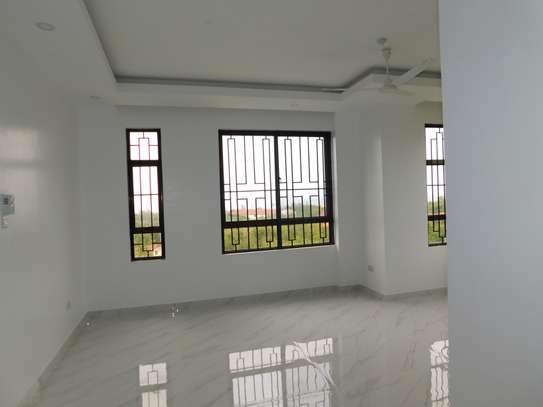 3 Bed Apartment with En Suite at Links image 12