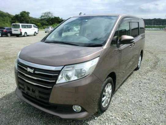 Toyota Noah ( mkopo/HIRE PURCHASE ACCEPTED) image 8
