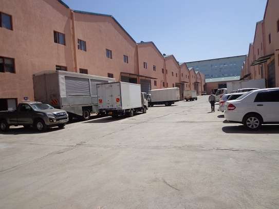10,000 ft² Warehouse with Aircon in Mombasa Road image 1