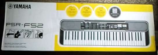 Yamaha Keyboard PSR F52 image 1