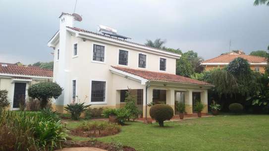 4 Bed House with Staff Quarters in Gigiri image 11