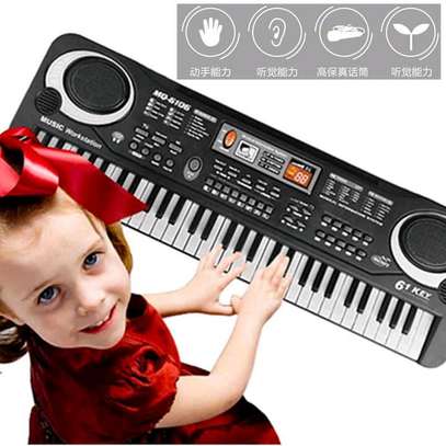 61key kids piano with microphone image 1