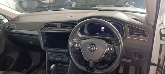 Volkswagen Tiguan TDI diesel engine 2018 2000cc image 4