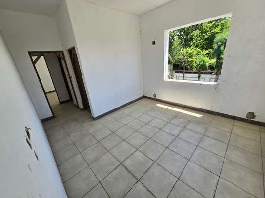 2 Bed Apartment with En Suite at Jcc Mtambo image 13