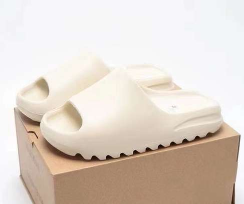 Adidas Yeezy Slide Pure White Casual Shoes image 2