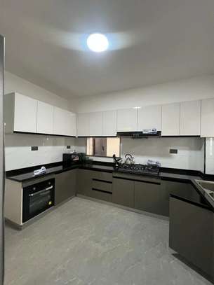4 Bed Apartment with En Suite in Kileleshwa image 12