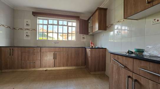 4 Bed Townhouse with En Suite in Kiambu Road image 12