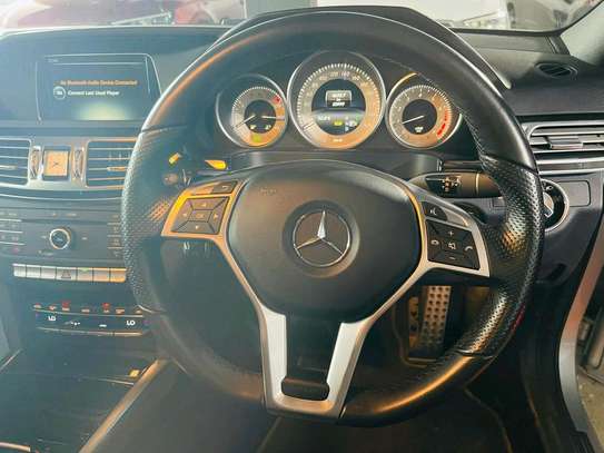Mercedes-Benz E-250 AMG image 7