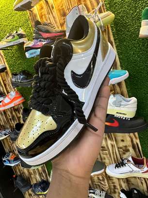 Air Jordan 1 with chunky laces image 2