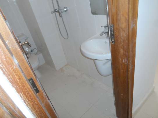 3 Bed Apartment with Aircon in Nyali Area image 14