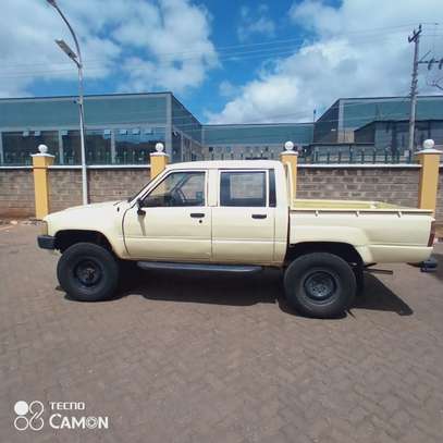 Toyota Pickup Truck Beige Reliable Performance image 3