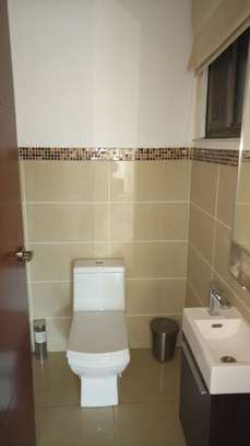 Furnished 3 Bed Apartment with En Suite at Near Regal Plaza image 17