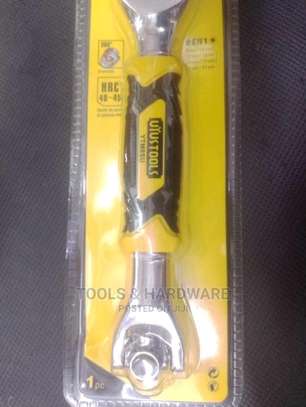 Multifunctional Universal Socket Wrench image 1