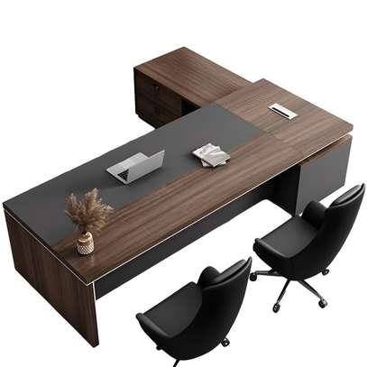 Office Desk: 160cm Executive Office Stylish Functional Desk image 4