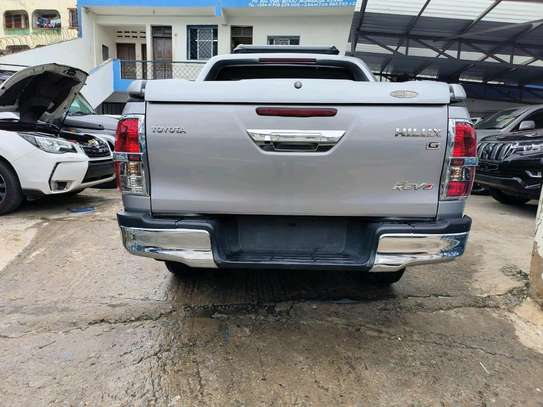 Toyota hilux double cabin G 2017 4wd image 14