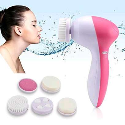 5 in 1 VIBRATION FACE MASSAGER image 1