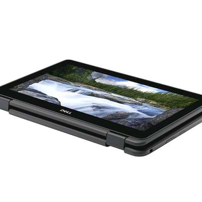 Dell Latitude 3190 Touchscreen image 4
