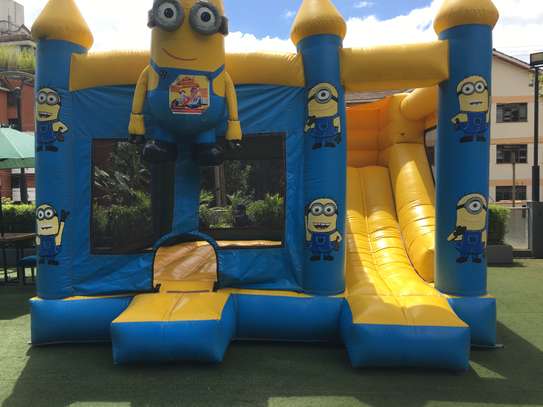 Bouncy castles hiring image 2