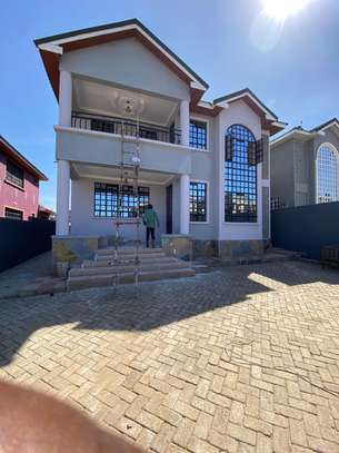 4 Bed House with En Suite at Kimbo image 7