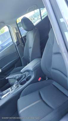 Mazda Axela grey 2018 2wd image 1