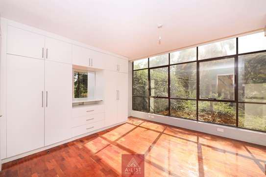 2 Bed Apartment with En Suite at Dennis Pritt image 4