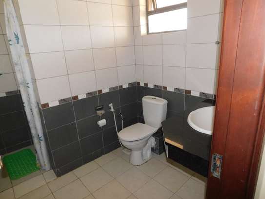 Furnished 2 Bed Apartment with En Suite in Nyali Area image 4