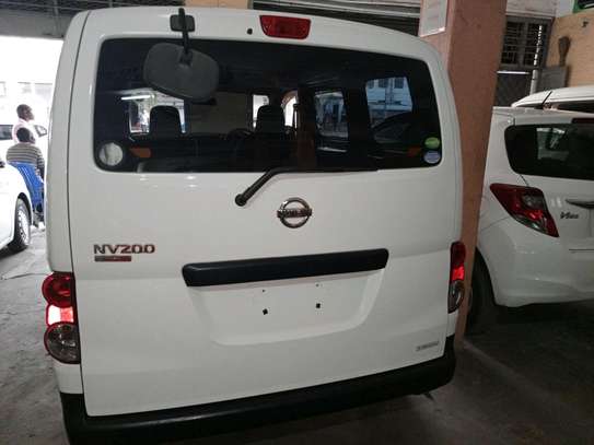 Nissan NV200 2015 image 6