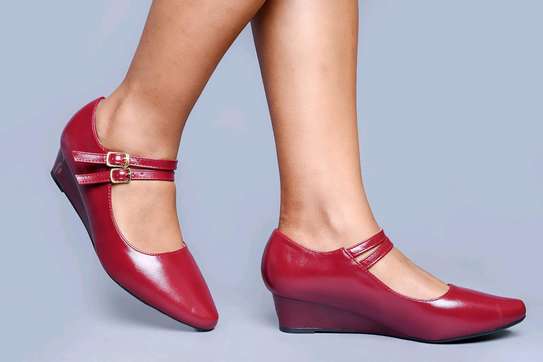 Fancy heels.for ladies image 5