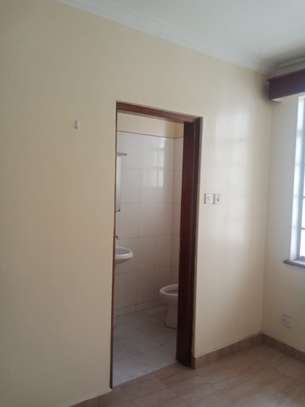 3 Bed Apartment with En Suite in Kilimani image 2
