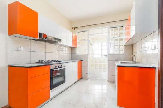 TWO BEDROOM WITH A DSQ TO LET IN LAVINGTON image 4