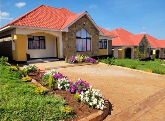 3 Bed House with Swimming Pool at Exit 16 image 11