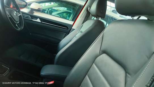 Volkswagen Golf Van 380Tsi Red 2018 image 6