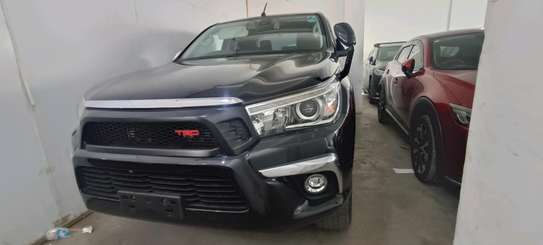Toyota Hilux Double cabin Black TRD 2018 image 8