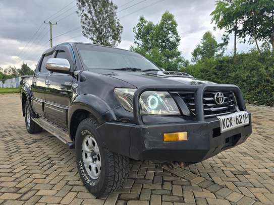 TOYOTA HILUX DOUBLE CAB image 12