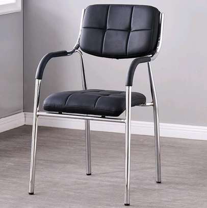 Armrest office chair in leather image 1