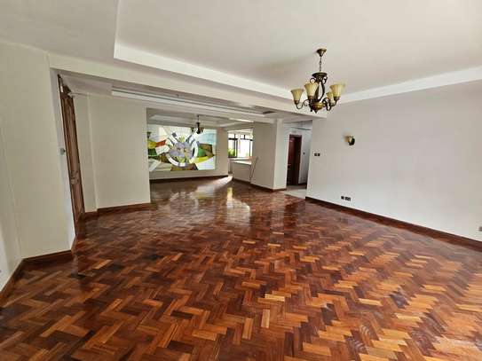 4 Bed Apartment with En Suite in Riverside image 5