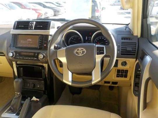 2016 Toyota land cruiser Prado in nairobi image 7