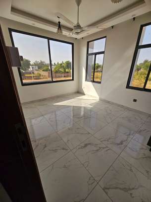 3 Bed Townhouse with En Suite at Mtwapa image 16