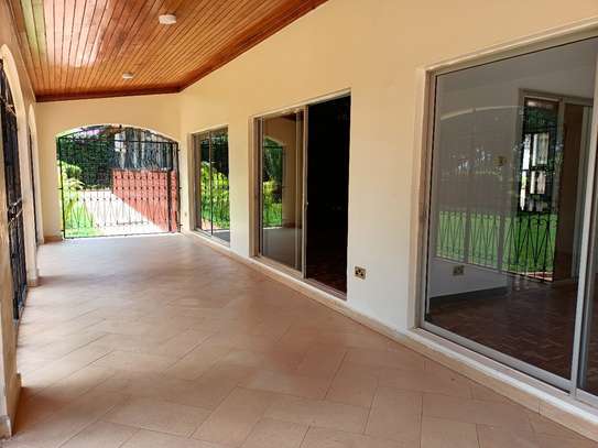5 Bed House with En Suite at Kitisuru image 16