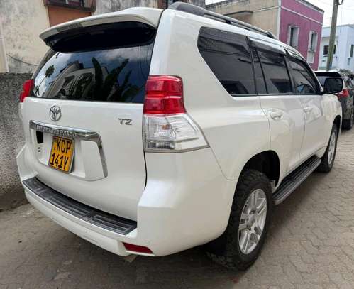 LANDCRUISER PRADO TX 2012 4000CC image 7