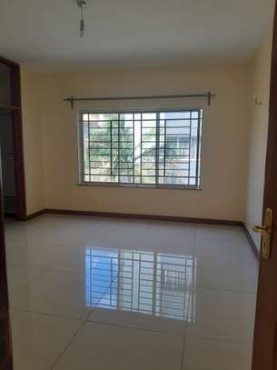 3 Bed Apartment with En Suite at Westlands image 35