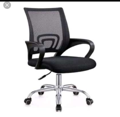 Desk +a chair image 2