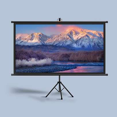 TRIPOD PROJECTION SCREEN 84*84 FOR RENTAL image 1