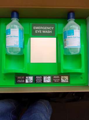 Emergency eye wash image 1