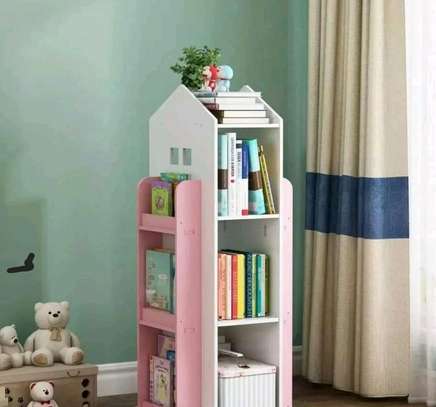 Simple  pretty  Bookshelf image 4
