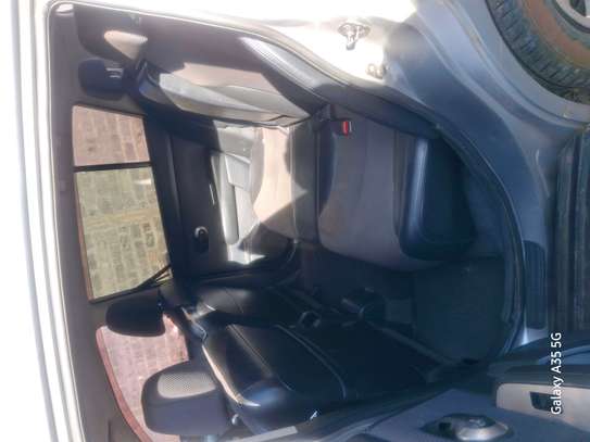 Nissan Tiida image 4