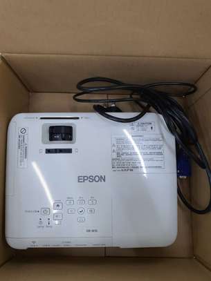 EPSON PROJECTOR EB -COW01 FOR HIRE image 2