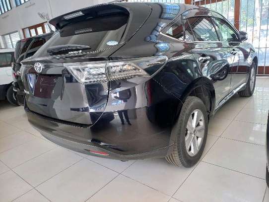 TOYOTA HARRIER NEW IMPORT 4WD. image 6