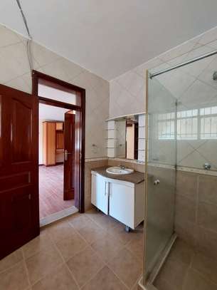 4 Bed House with En Suite at Westland image 6
