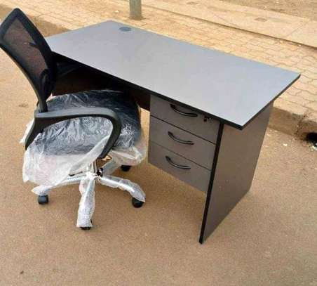 Top quality trendy office desk and chair image 8